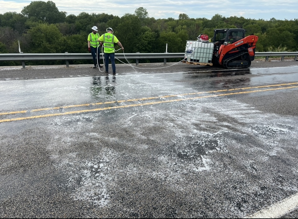 Rapid highway spill response and cleanup