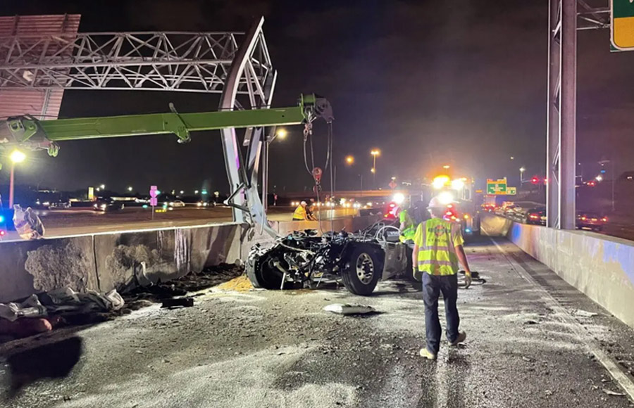 Emergency spill response and cleanup of a roadway